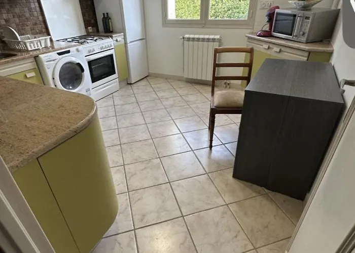 Simple * Castres (Tarn)